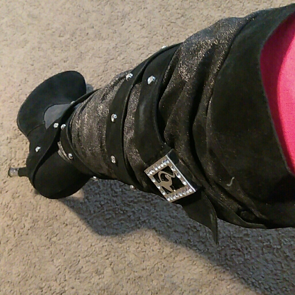 1 pair of boots 1 pair of heels